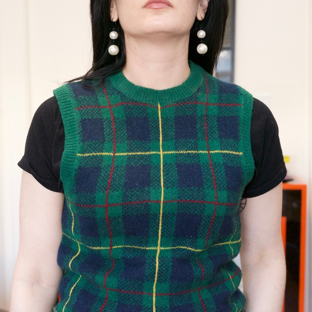 Vintage 80's Sweater Vest wool green Sz. S grunge